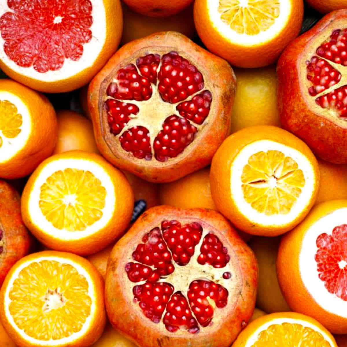 citrus fruits cut open to see the insides
