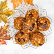 A plate of pumpkin spice energy bites.